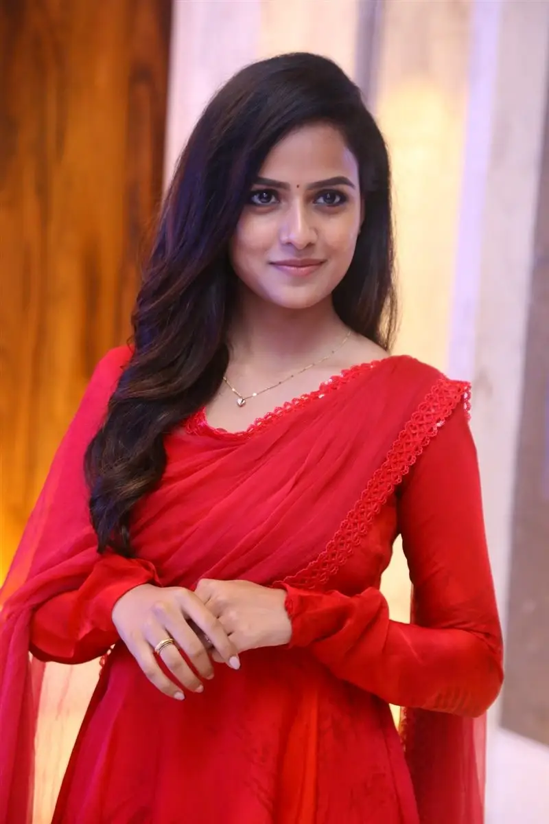 TELUGU ACTRESS VAISHNAVI CHAITANYA IN RED DRESS 10